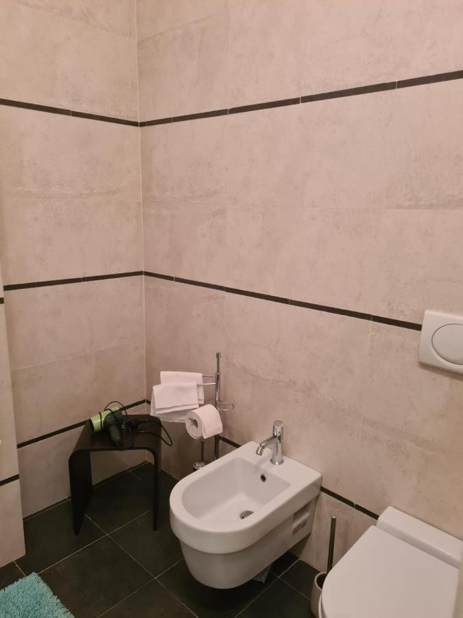 Piazza Italia Luxury Apartment К'янчіано-Терме Екстер'єр фото